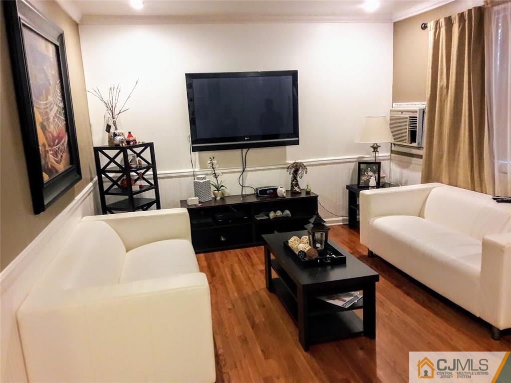 132 Tunison Road New Brunswick, NJ 08901 - Photo 3 of 20 Gallery Image 3