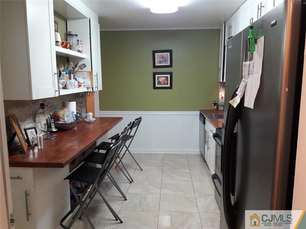 132 Tunison Road New Brunswick, NJ 08901 - Photo 5 of 20 Gallery Image 5