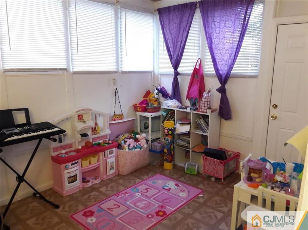 132 Tunison Road New Brunswick, NJ 08901 - Photo 7 of 20 Gallery Image 7