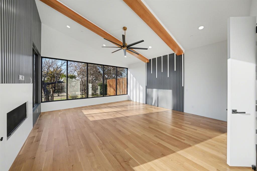 9457 Waterview Road Dallas, TX 75218 - Photo 13 of 38