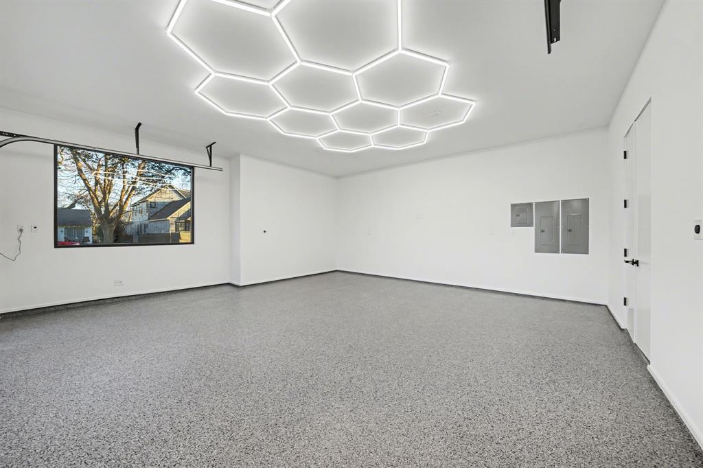 9457 Waterview Road Dallas, TX 75218 - Photo 21 of 38