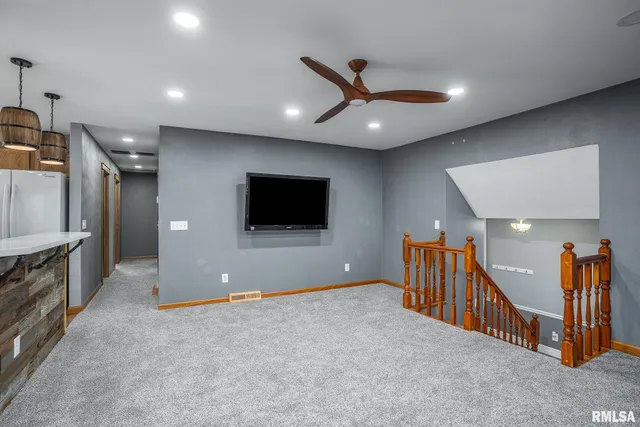 $265,000 | 4240 4th Avenue, East Moline, IL 61244