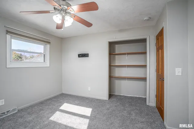 $265,000 | 4240 4th Avenue, East Moline, IL 61244