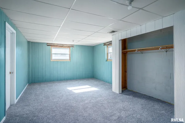 $265,000 | 4240 4th Avenue, East Moline, IL 61244