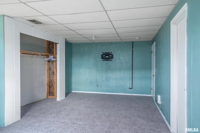 $265,000 | 4240 4th Avenue, East Moline, IL 61244