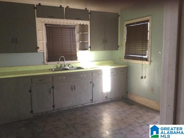 320 Blue Mountain Road Anniston, AL 36201 - Photo 2 of 36
