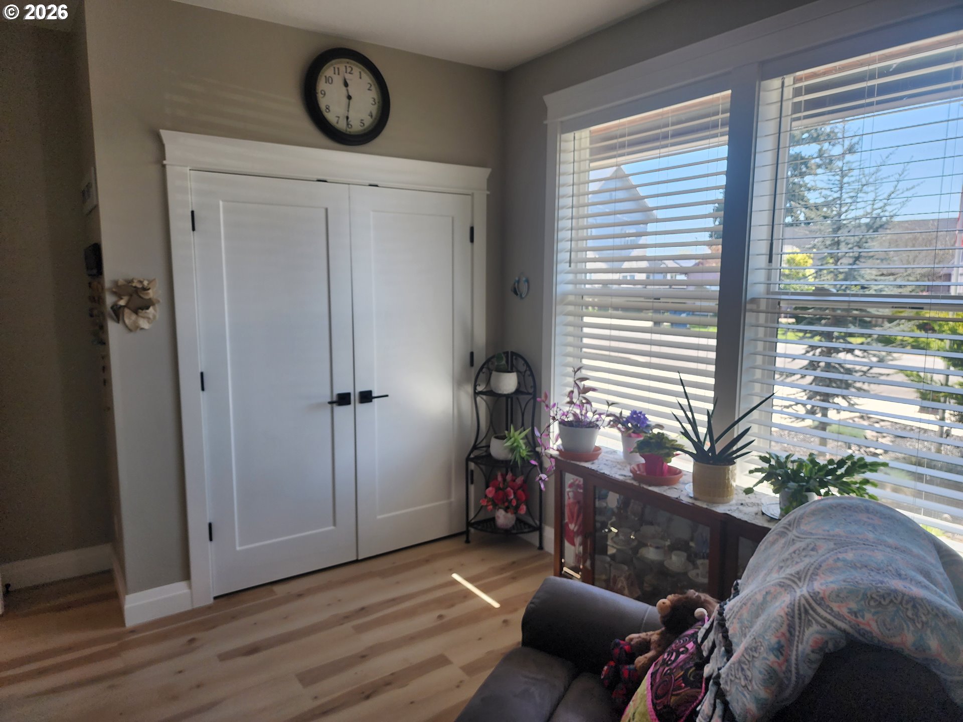 845 1st Street Gervais, OR 97026 - Photo 22 of 29 a living room with furniture and a window