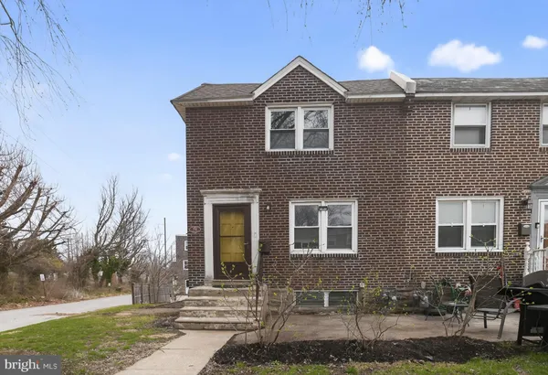 $180,000 | 71 South Harwood Avenue, Upper Darby, PA 19082