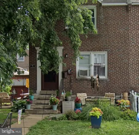 $180,000 | 71 South Harwood Avenue, Upper Darby, PA 19082