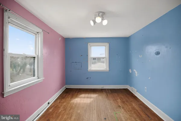 $180,000 | 71 South Harwood Avenue, Upper Darby, PA 19082