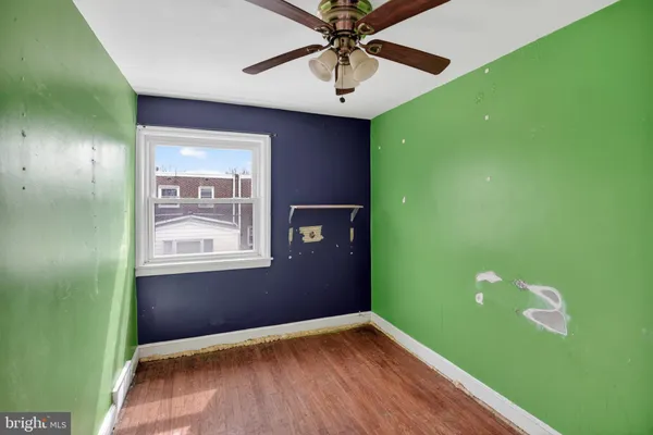 $180,000 | 71 South Harwood Avenue, Upper Darby, PA 19082