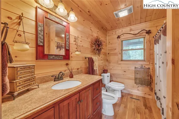 $995,000 | 496 Fraser Creek Road, Grassy Creek, NC 28631