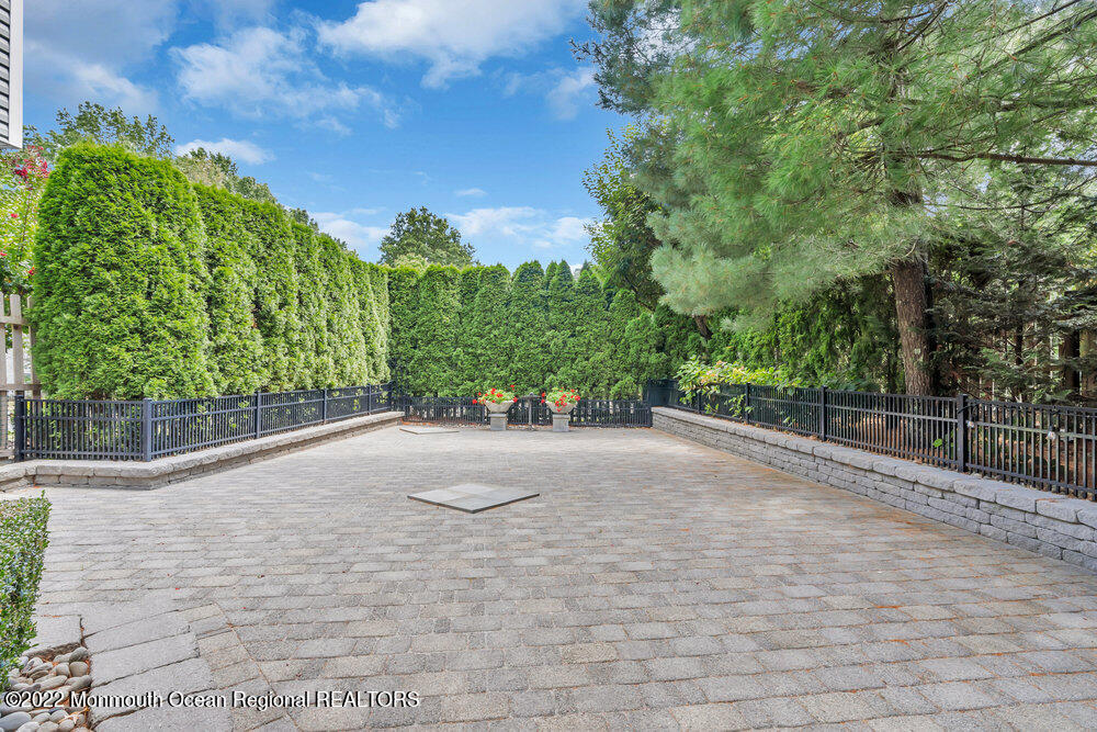 189 Lynch Road Middletown, NJ 07748 - Photo 18 of 52 050_dsc04194