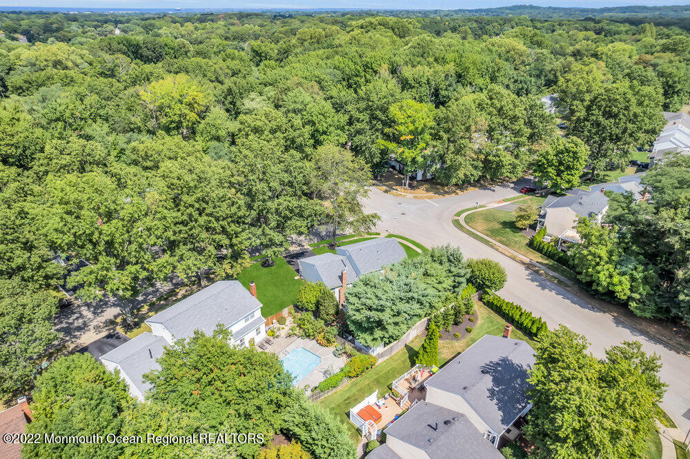 189 Lynch Road Middletown, NJ 07748 - Photo 26 of 52 063_dji_0293