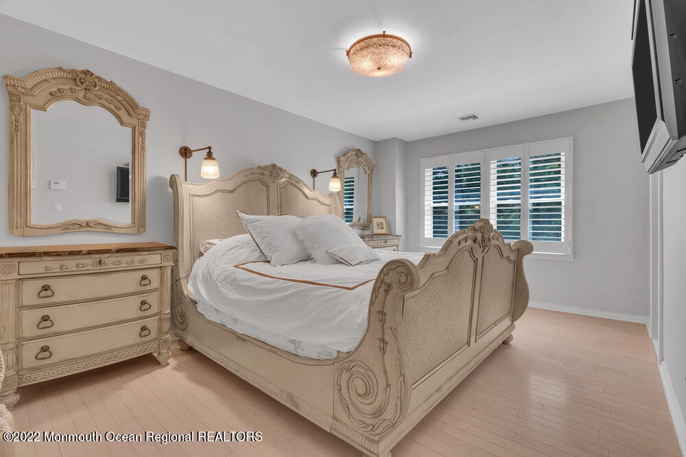 189 Lynch Road Middletown, NJ 07748 - Photo 39 of 52 040_dsc04329