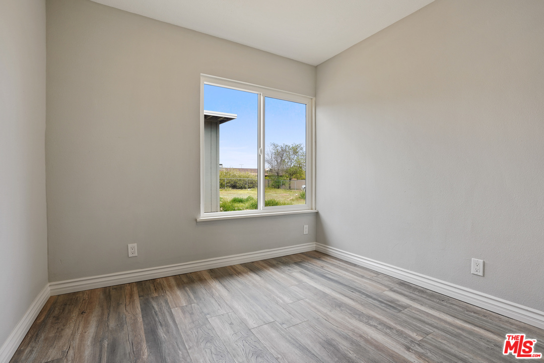 15624 Riverside Street Hesperia, CA 92345 - Photo 10 of 14 Gallery Image 10