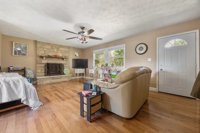 $265,000 | 8156 Pea Ridge Road, Brookville, IN 47012