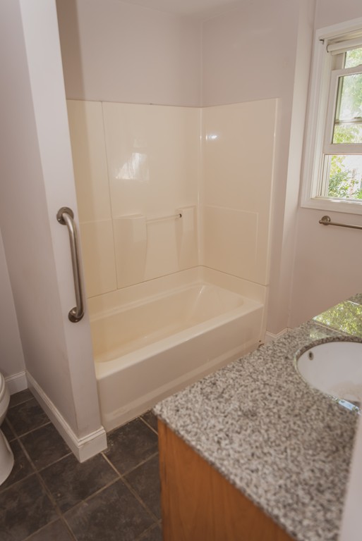 154 Hanover Street Fall River, MA 02720 - Photo 16 of 20 Gallery Image 16