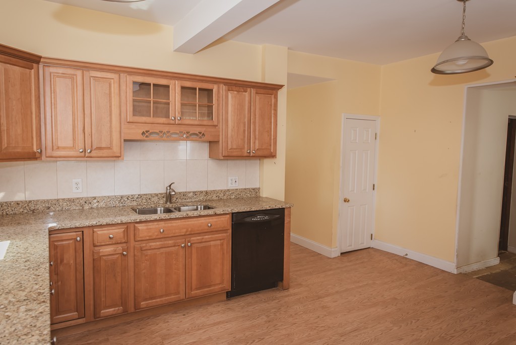 154 Hanover Street Fall River, MA 02720 - Photo 8 of 20 Gallery Image 8