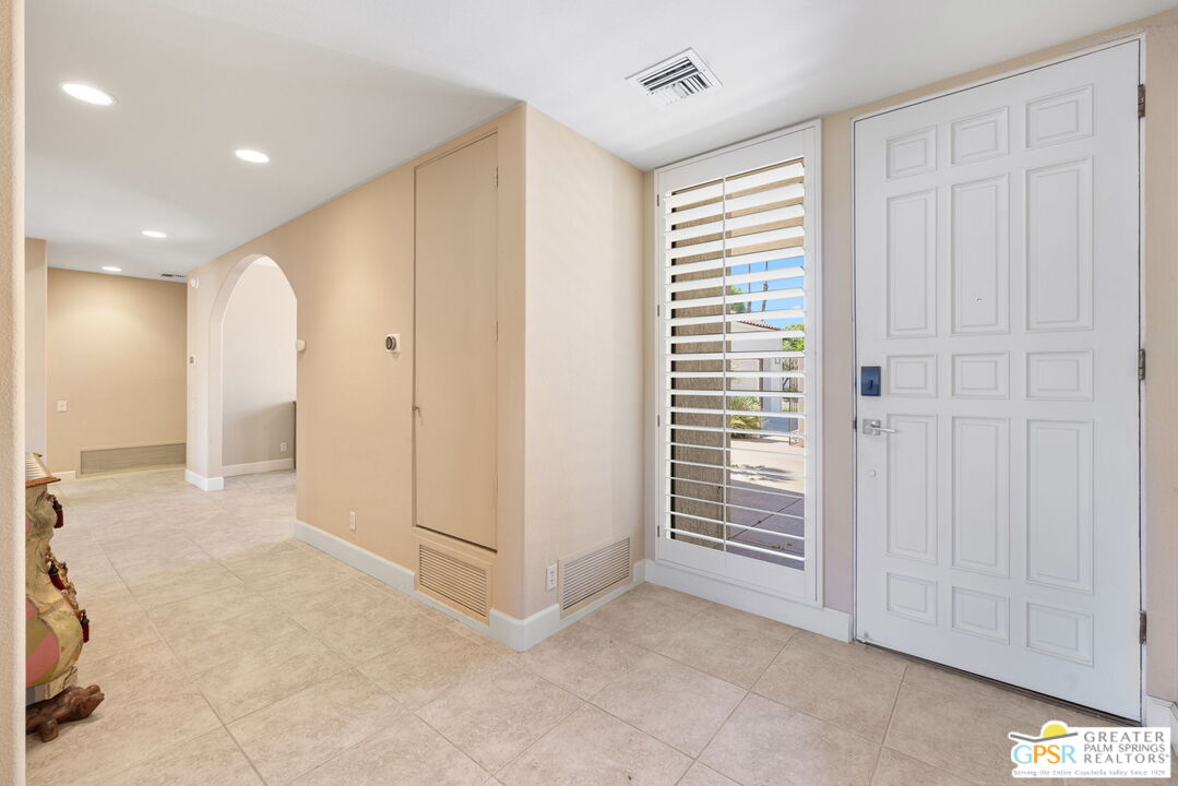 818 Inverness Drive Rancho Mirage, CA 92270 - Photo 9 of 57