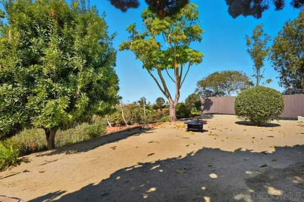 $6,490 | 5822 Stadium Street, San Diego, CA 92122