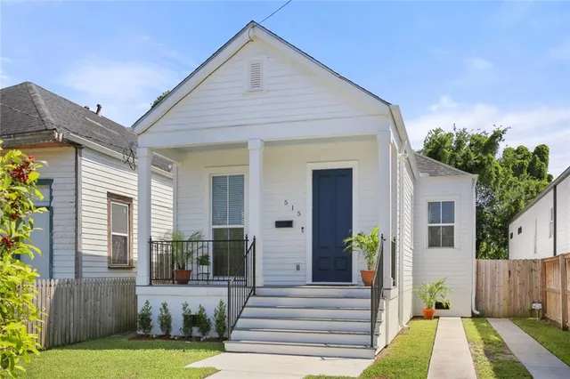 $369,000 | 515 Homer Street, New Orleans, LA 70114