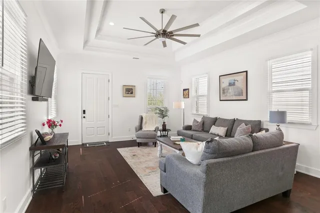 $369,000 | 515 Homer Street, New Orleans, LA 70114