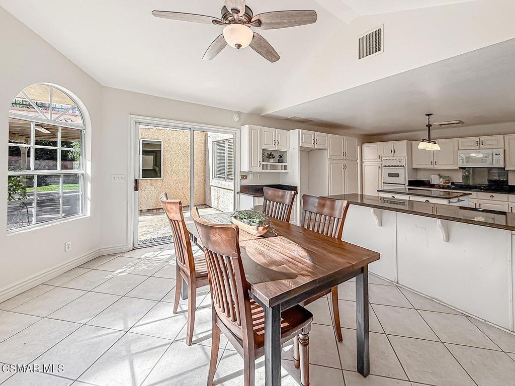 3195 North Geronimo Avenue Simi Valley, CA 93063 - Photo 14 of 59