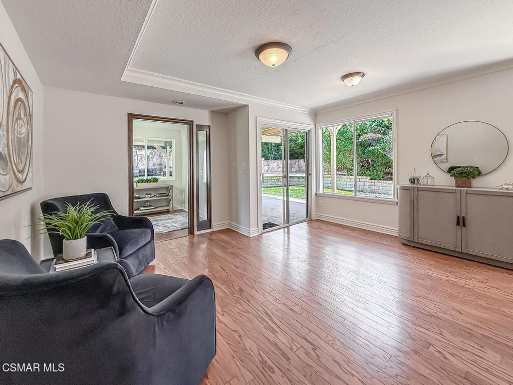 3195 North Geronimo Avenue Simi Valley, CA 93063 - Photo 19 of 59