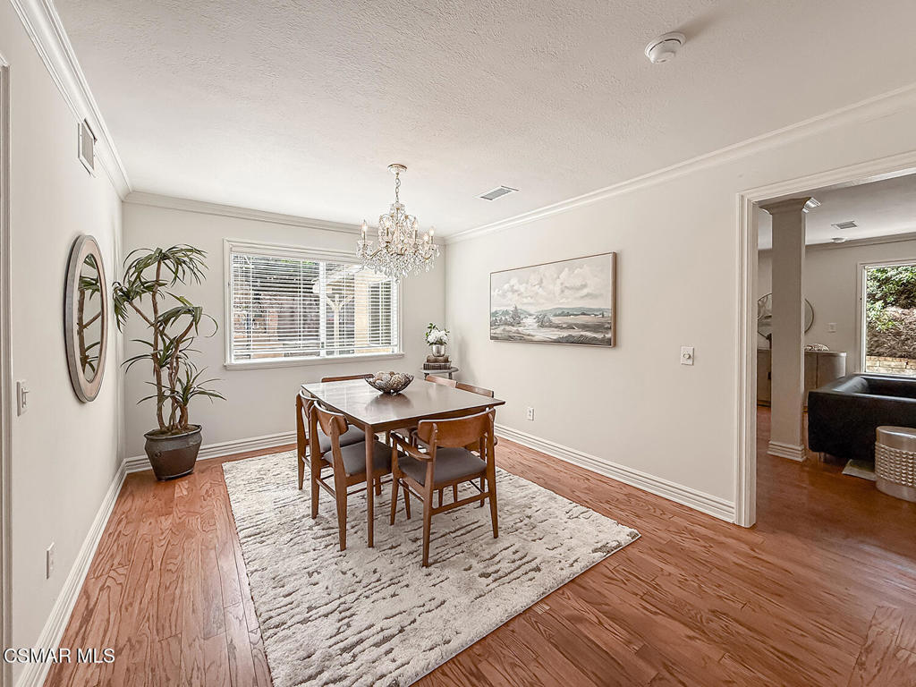 3195 North Geronimo Avenue Simi Valley, CA 93063 - Photo 6 of 59