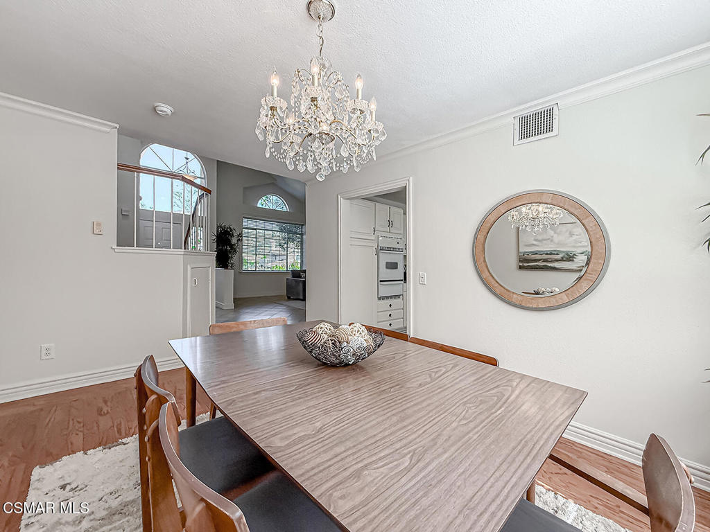 3195 North Geronimo Avenue Simi Valley, CA 93063 - Photo 7 of 59