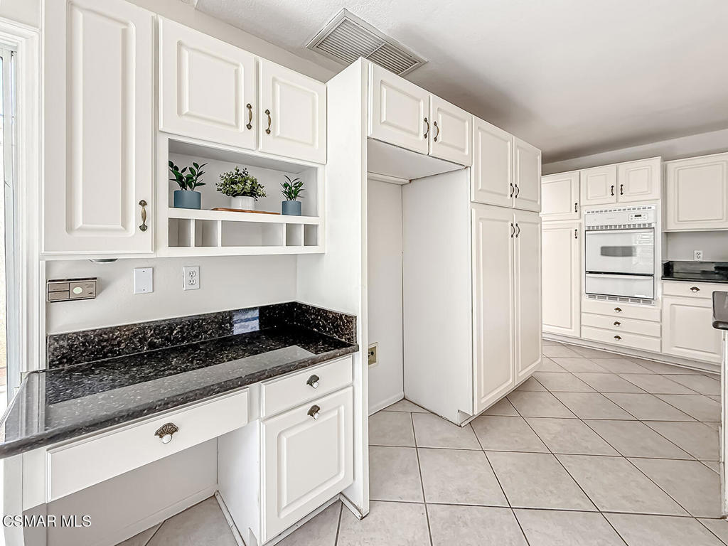 3195 North Geronimo Avenue Simi Valley, CA 93063 - Photo 10 of 59