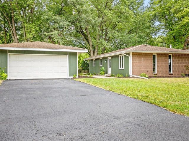 $239,900 | 4659 Brougham Drive, Rockford, IL 61114