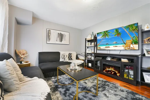 $699,999 | 15-17 Morton Square, Stoughton, MA 02072