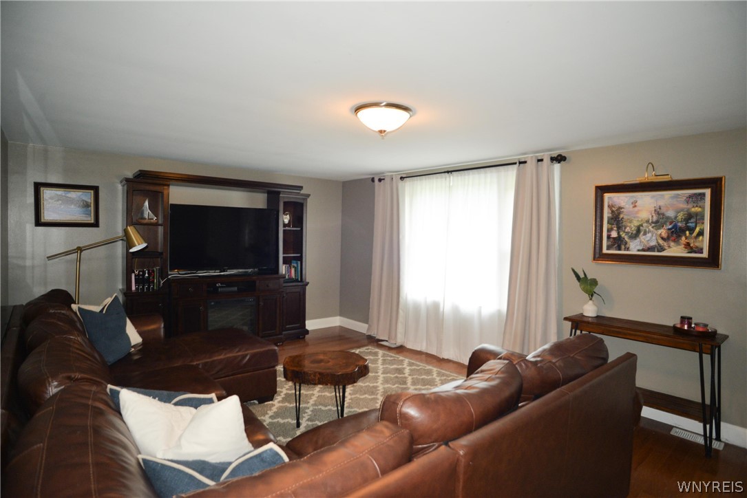 1179 Dodge Road Amherst, NY 14068 - Photo 11 of 35