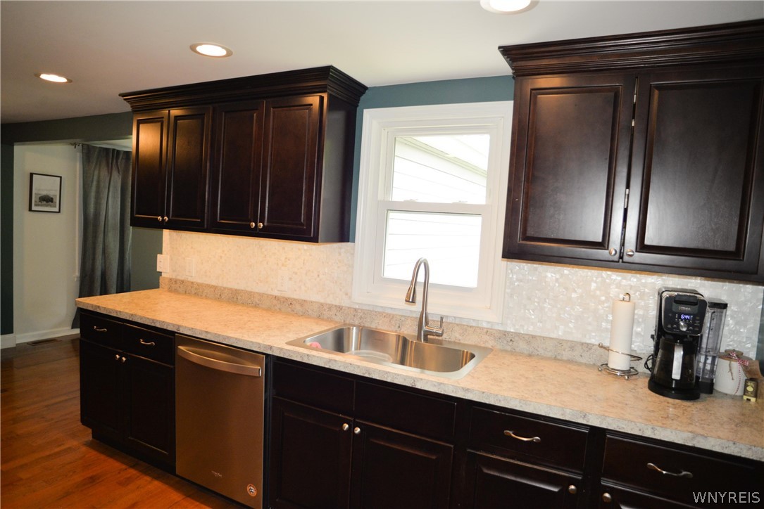 1179 Dodge Road Amherst, NY 14068 - Photo 15 of 35