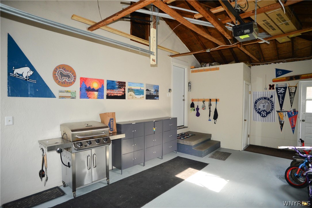 1179 Dodge Road Amherst, NY 14068 - Photo 7 of 35