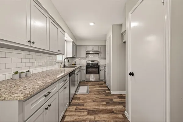 $1,850 | 1203 Bernard Avenue, Rosenberg, TX 77471