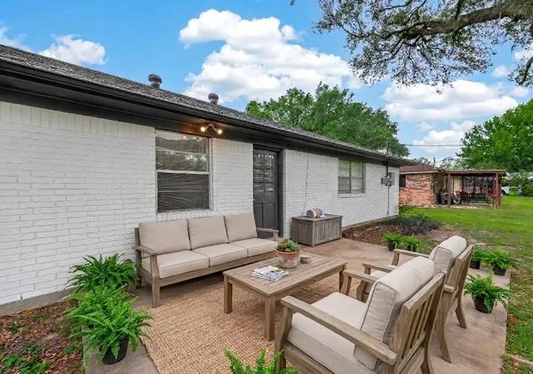 $1,850 | 1203 Bernard Avenue, Rosenberg, TX 77471