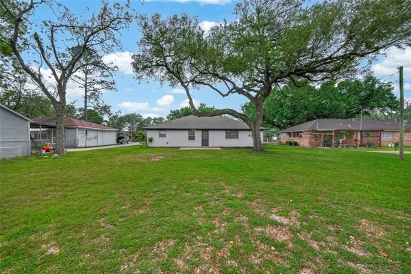 $1,850 | 1203 Bernard Avenue, Rosenberg, TX 77471