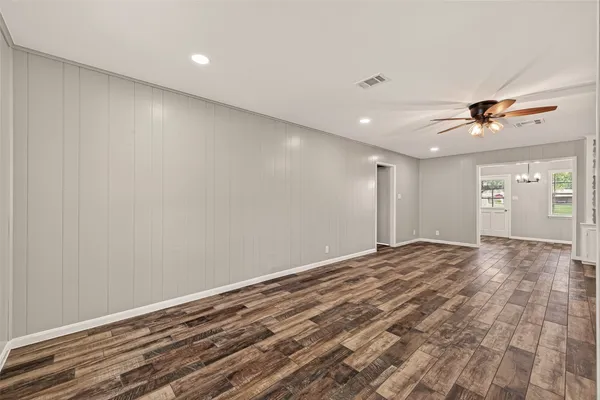 $1,850 | 1203 Bernard Avenue, Rosenberg, TX 77471