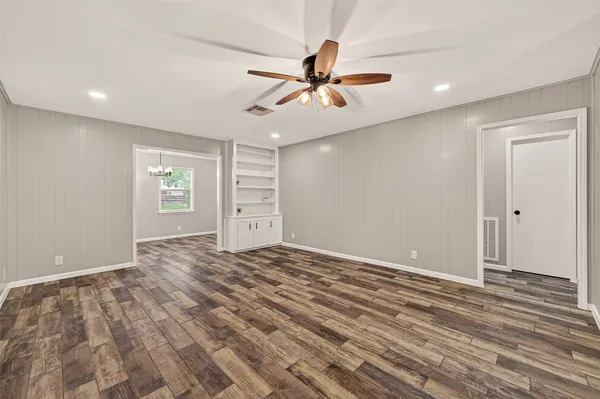 $1,850 | 1203 Bernard Avenue, Rosenberg, TX 77471