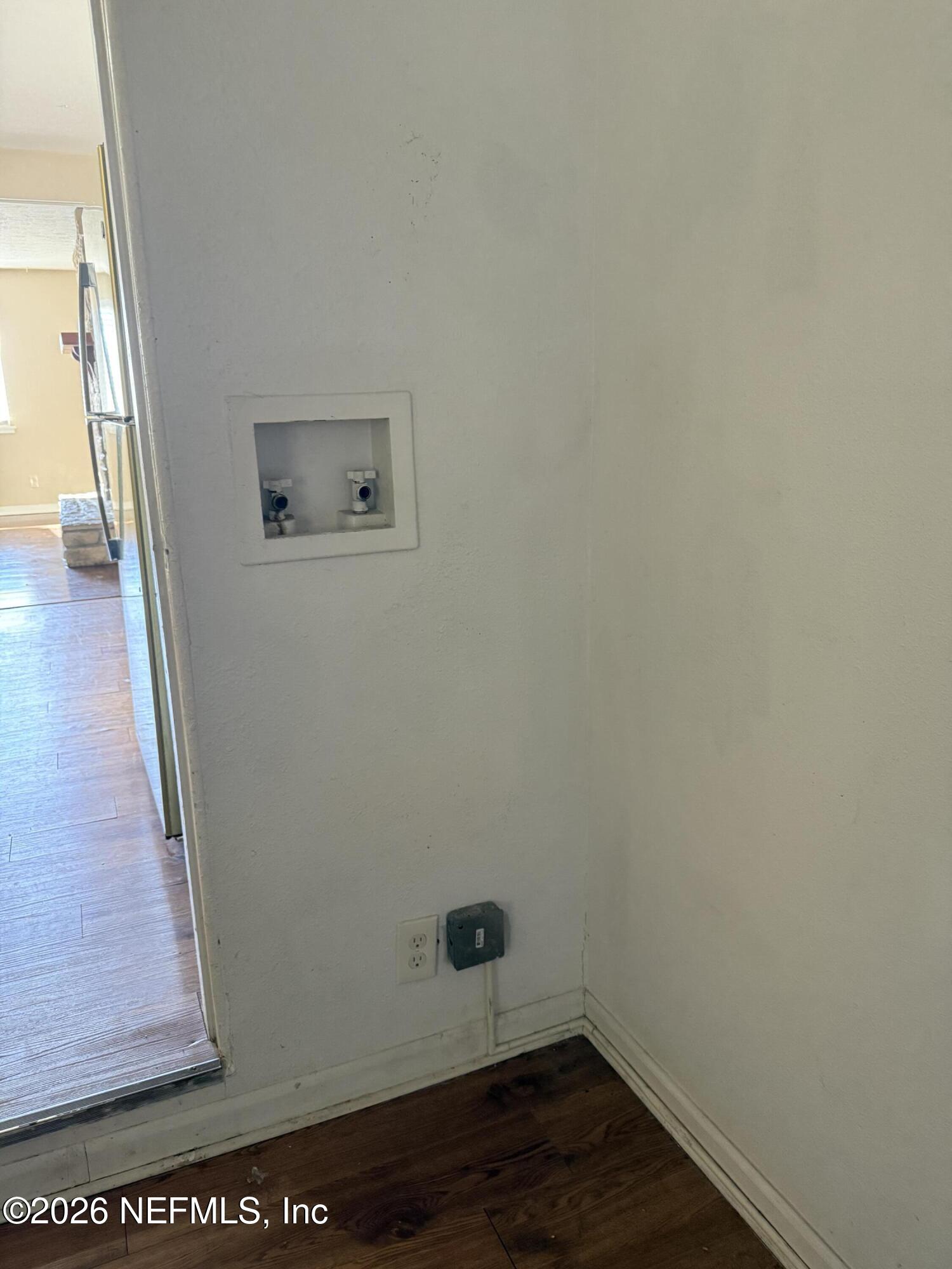 8515 Maple Street Jacksonville, FL 32244 - Photo 7 of 16 Washer-Dryer Hookup