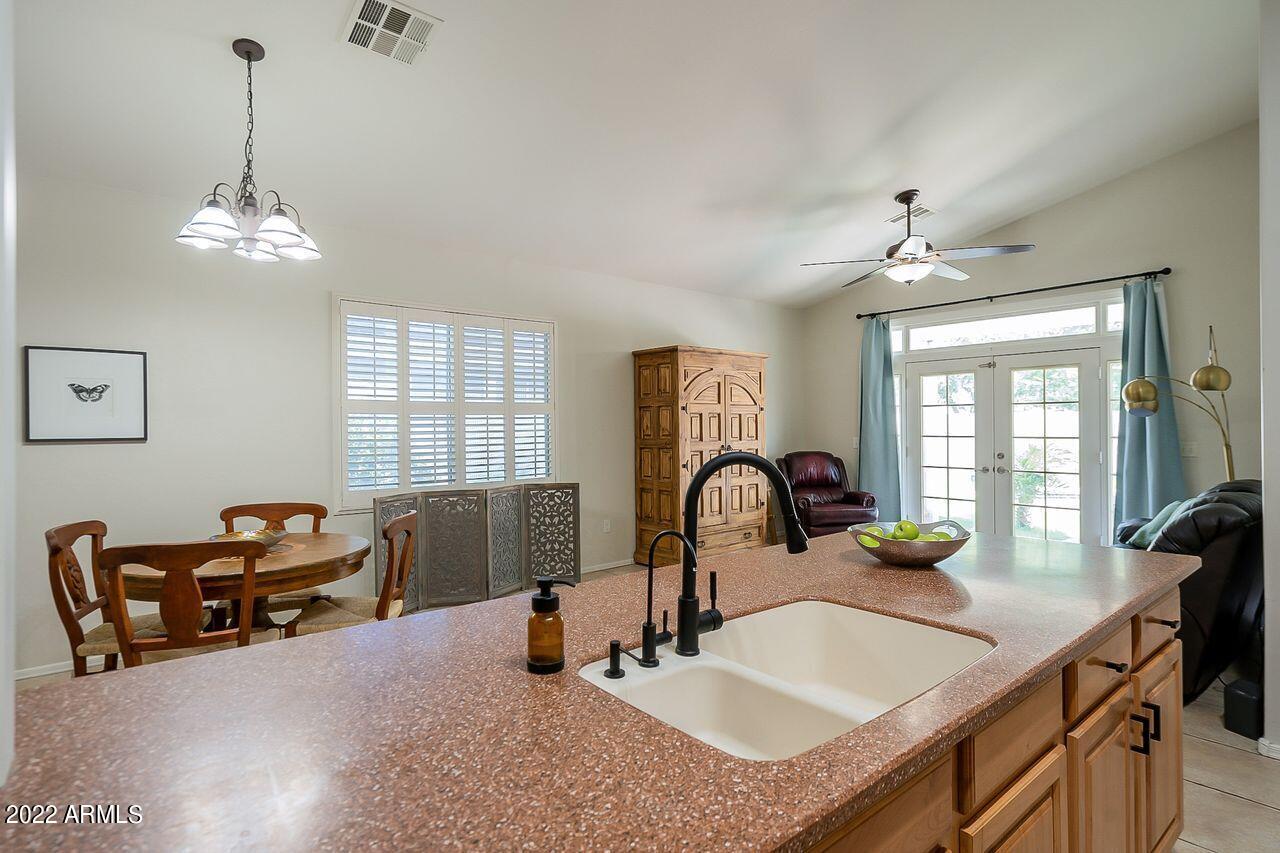 4110 West Vineyard Road Phoenix, AZ 85041 - Photo 17 of 39 Gallery Image 17