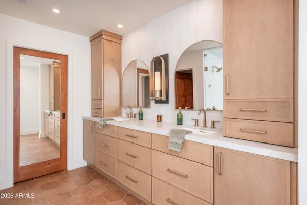 $3,200,000 | 8570 East Pepper Tree Lane, Scottsdale, AZ 85250