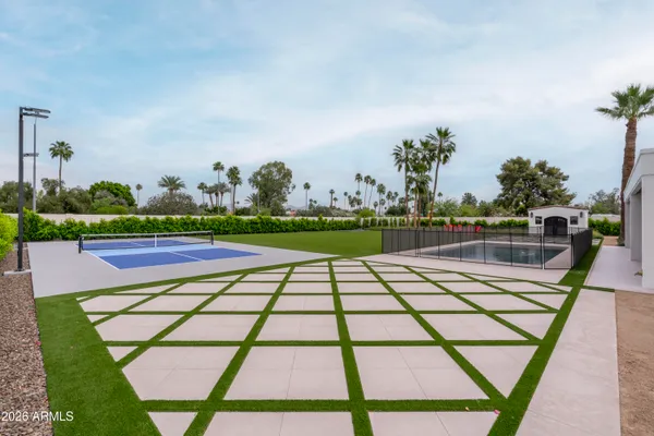 $3,200,000 | 8570 East Pepper Tree Lane, Scottsdale, AZ 85250