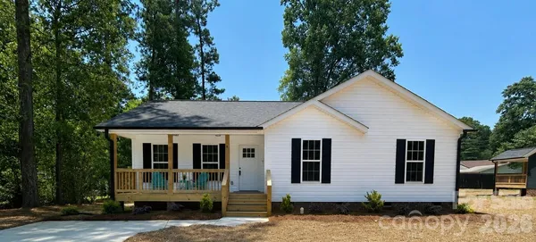 $309,900 | 8 Wray Street, York, SC 29745