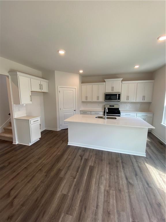 504 Ellas Way Liberty, MO 64068 - Photo 13 of 43