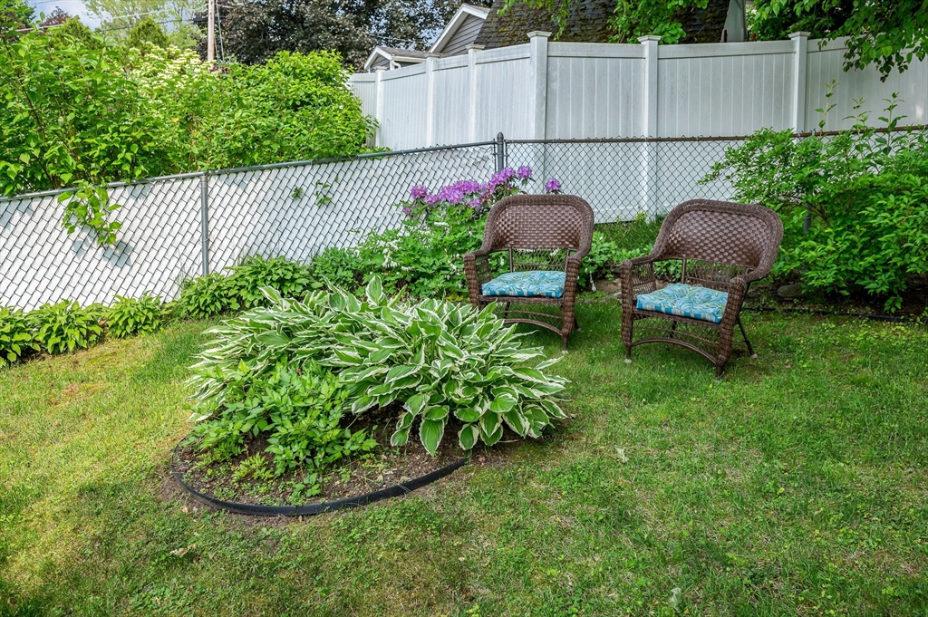 103 Westwind Road Lowell, MA 01852 - Photo 31 of 42 Gallery Image 31
