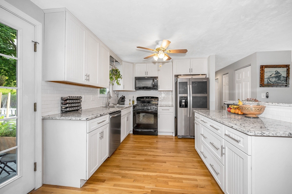 103 Westwind Road Lowell, MA 01852 - Photo 8 of 42 Gallery Image 8